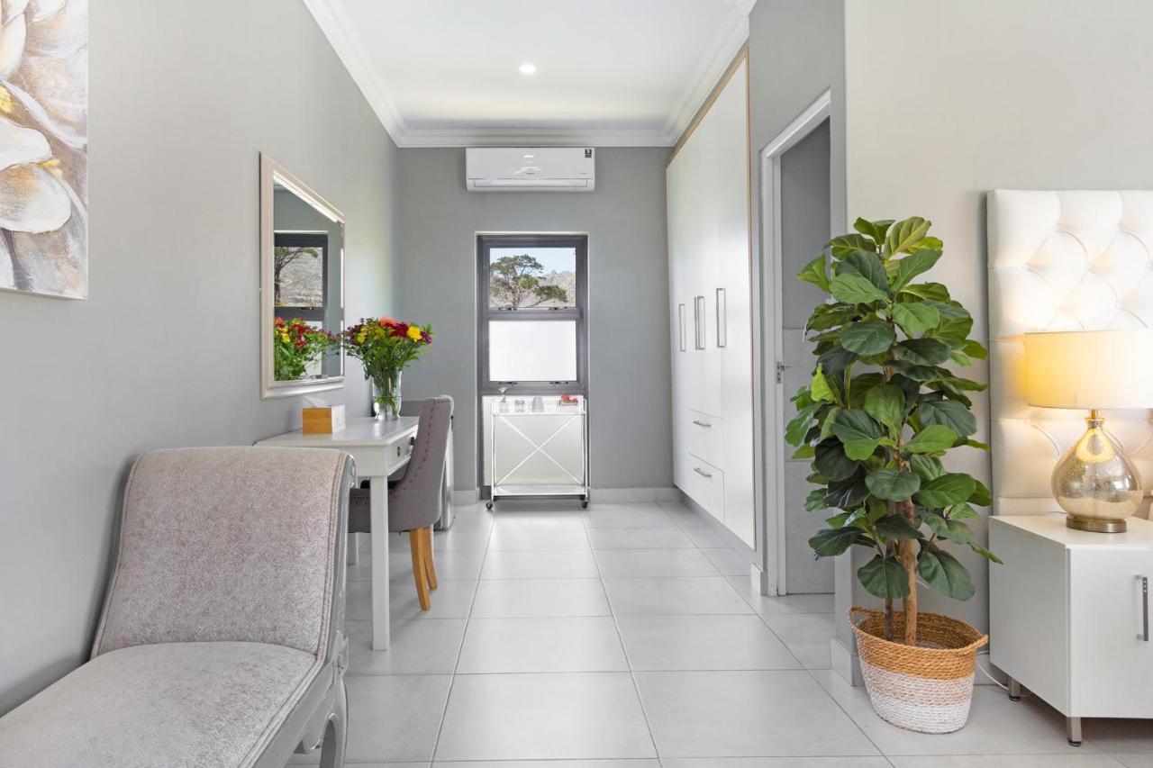 2 On Lismore Guesthouse Tokai Buitenkant foto