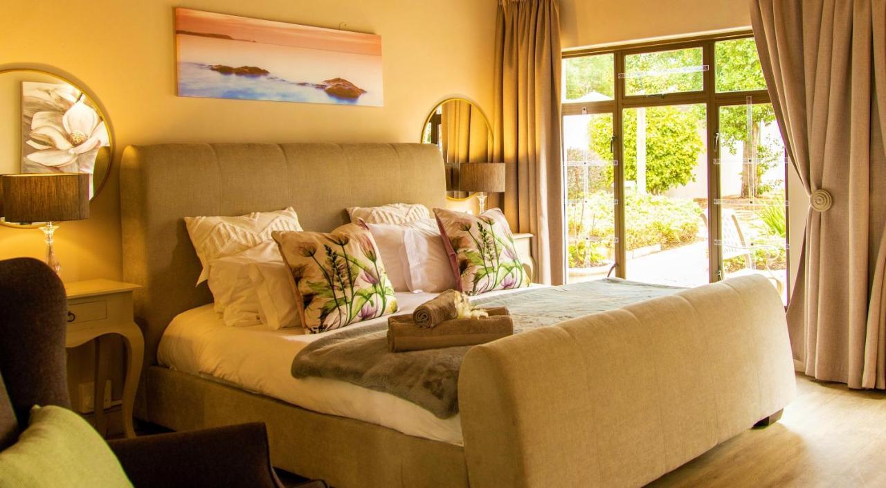 2 On Lismore Guesthouse Tokai Buitenkant foto