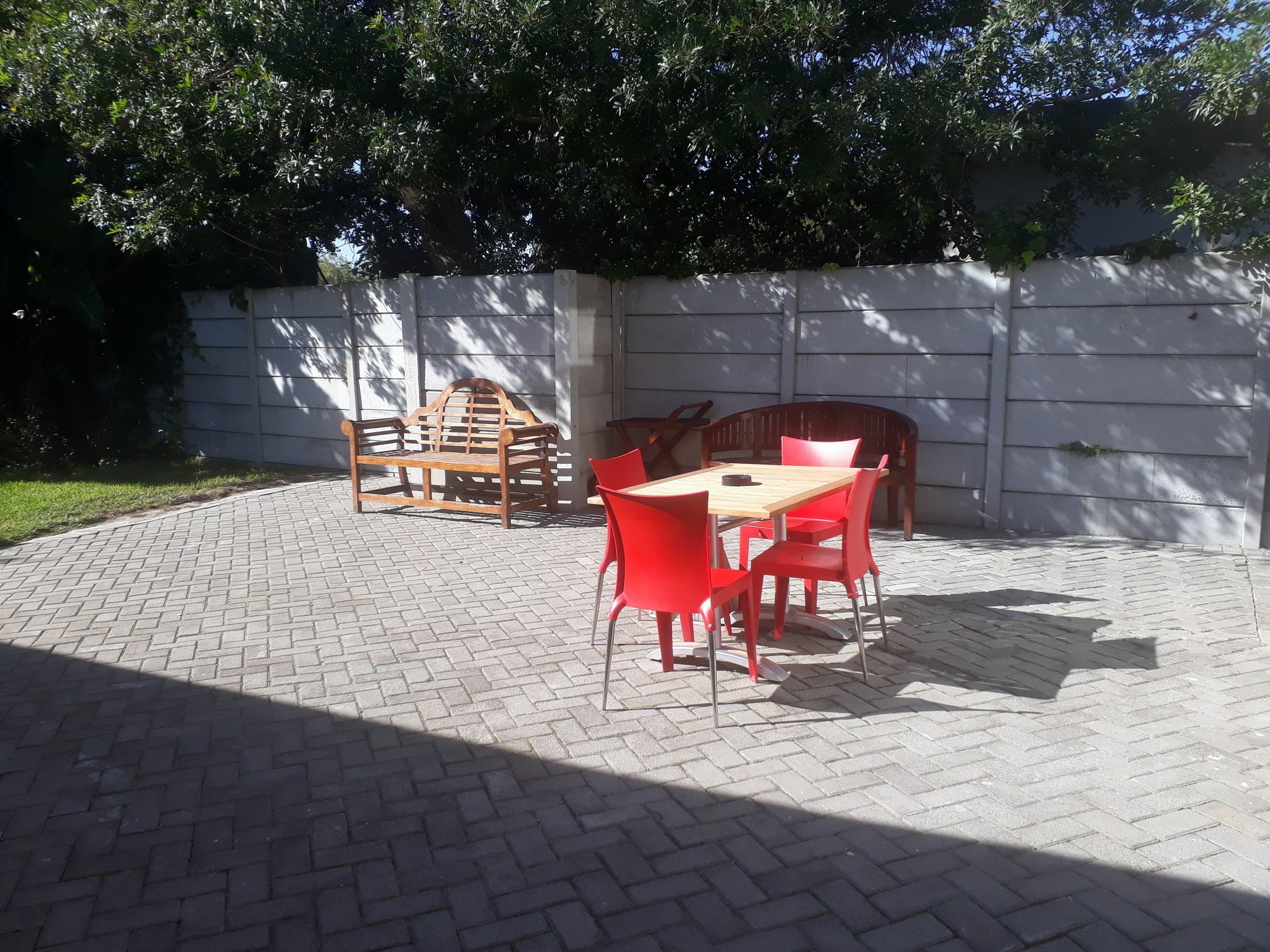 2 On Lismore Guesthouse Tokai Buitenkant foto